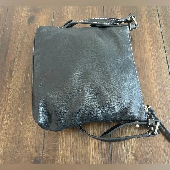 Dooney & Bourke pebbled leather bag - Picture 5 of 15